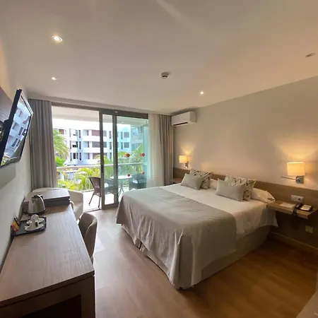 Hotel Colon Rambla 4*