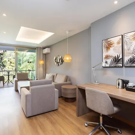 ホテル コロン ランブラ