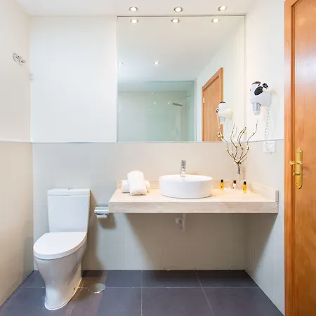 コロン ランブラ サンタクルスデテネリフェ