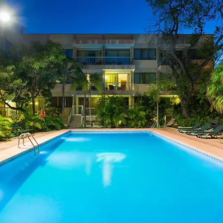 コロン ランブラ 4*