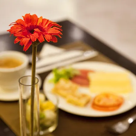 コロン ランブラ ホテル