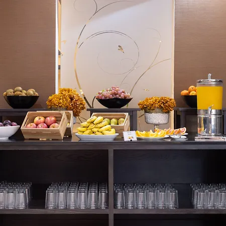 コロン ランブラ ホテル 4*