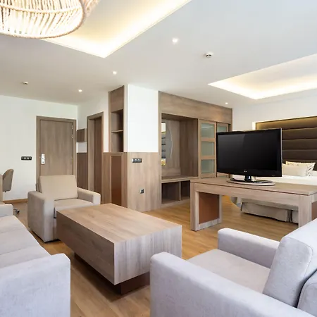 コロン ランブラ 4*