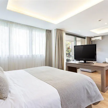 ホテル コロン ランブラ 4*