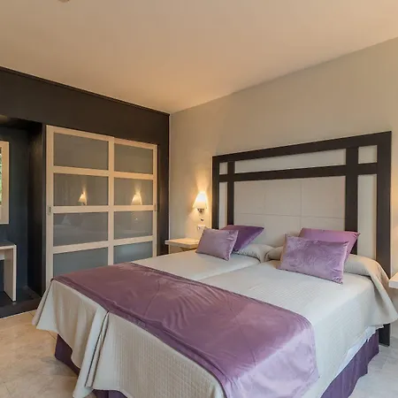 コロン ランブラ ホテル サンタクルスデテネリフェ