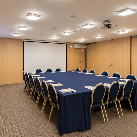 Hotel Colon Rambla 4*